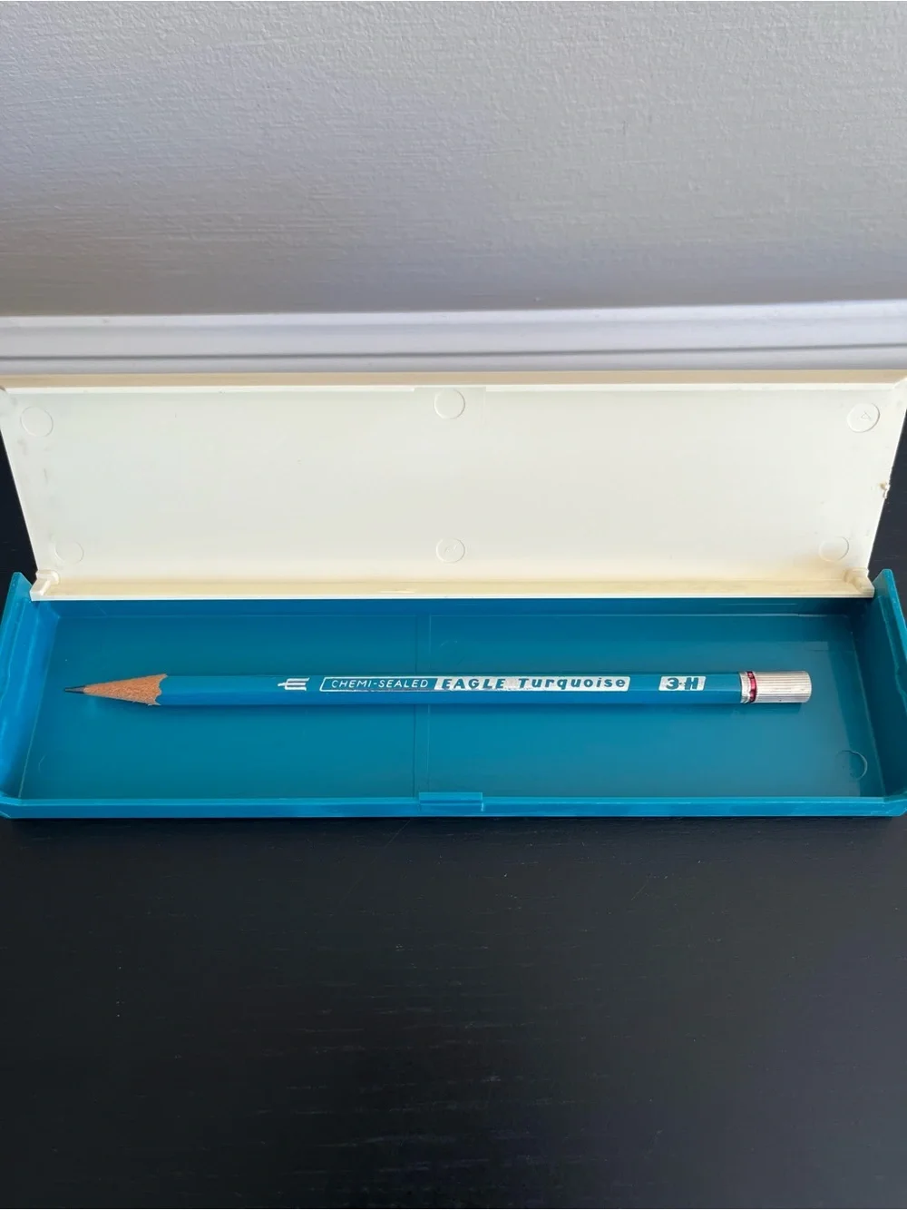 Vintage Eagle Turquoise Drawing Pencil Box 3H Chemi-Sealed